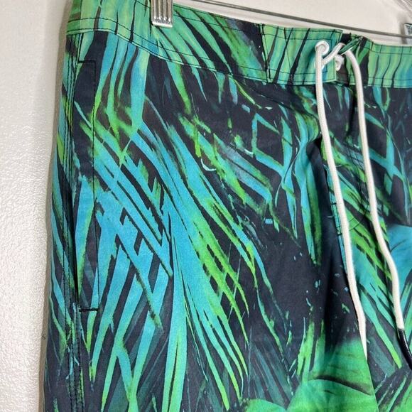 American Eagle Outfitters Blue Green Tropical Swim Board Shorts Size M Men's - Picture 6 of 10